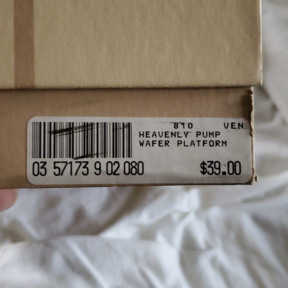 Dyeable shoes - Picture 7 of 10
